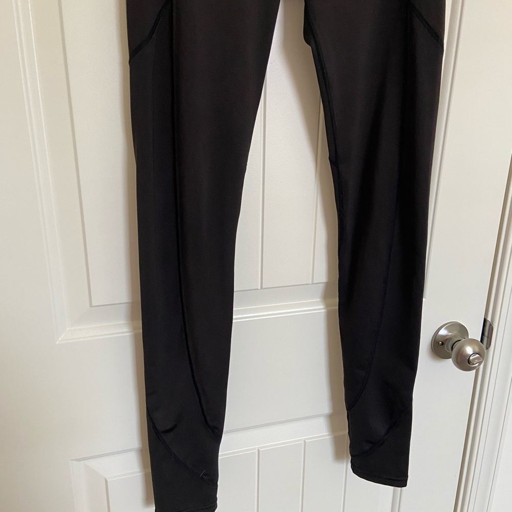 Women’s active‎ leggings — XS - Picture 3 of 7